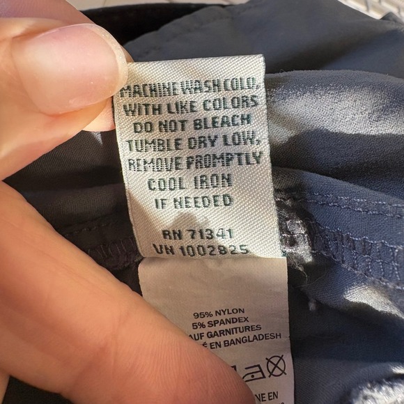 LL Bean Womens‎ Gray Comfort Trail Crop Pants Capris Size 10 Reg Nylon Spandex - Picture 5 of 5